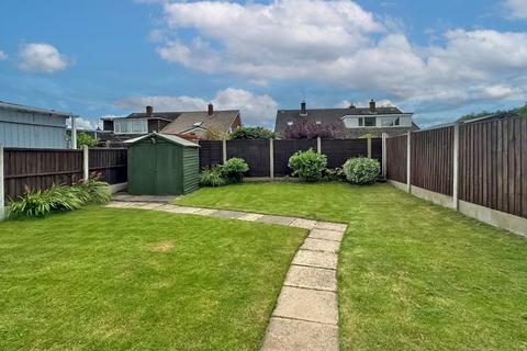 21 Bute Close, Willenhall, WV12 4RW