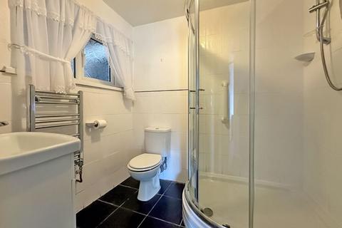 21 Bute Close, Willenhall, WV12 4RW