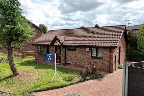 2 bedroom detached bungalow for sale, Glazebrook Close, Heywood