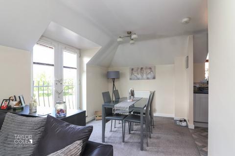 2 bedroom flat for sale, Birchfield Close, Two Gates