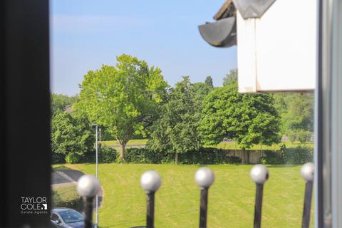 12 Birchfield Close, Tamworth, B77 1GY