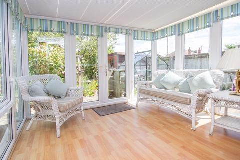 2 bedroom detached bungalow for sale, Eling