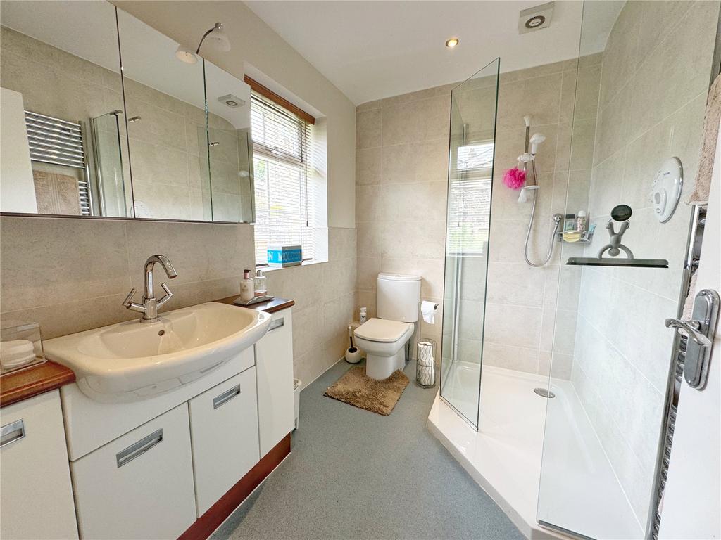 En Suite Shower Room