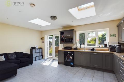 10 Randle Drive, Sutton Coldfield, B75 5LH