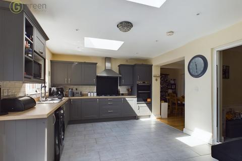 10 Randle Drive, Sutton Coldfield, B75 5LH