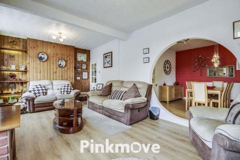 4 bedroom detached house for sale, Fairoak Avenue, Newport - REF# 00025212