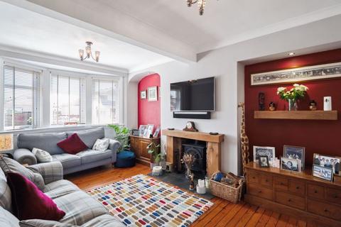 12 Bentfield Drive, Prestwick, KA9 1TT