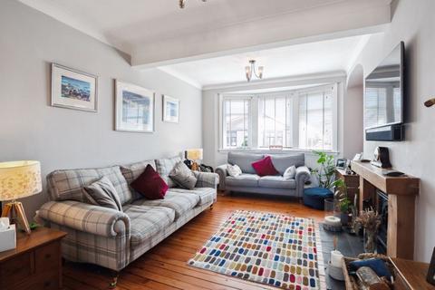 12 Bentfield Drive, Prestwick, KA9 1TT