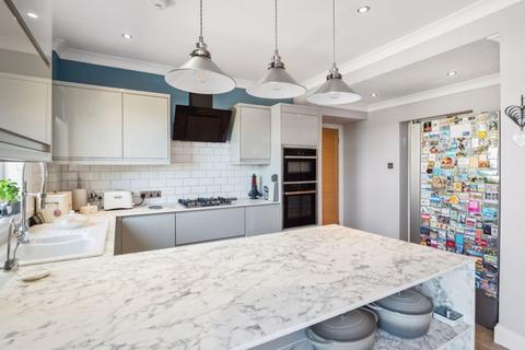 12 Bentfield Drive, Prestwick, KA9 1TT