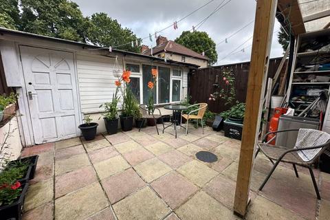 199 Park Avenue, Southall, UB1 3AL