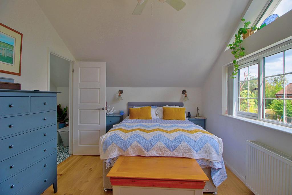 Master with en-suite