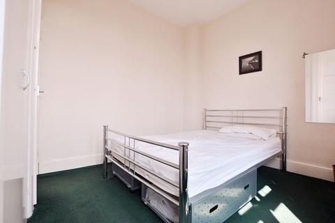 1 bedroom flat to rent, Chiltern View Road, Uxbridge