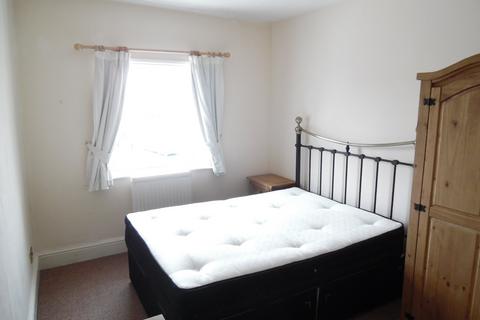 1 bedroom flat to rent, South Square, Boston