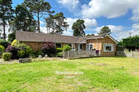 5 bedroom detached bungalow for sale, Field Road, Bury St. Edmunds IP28