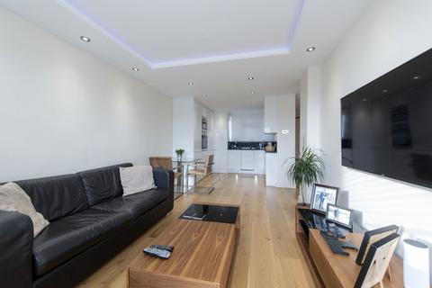 1 bedroom apartment to rent, Lindsay Court, Battersea High Street