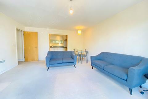 2 bedroom flat to rent, Park Lane, Croydon, CR0
