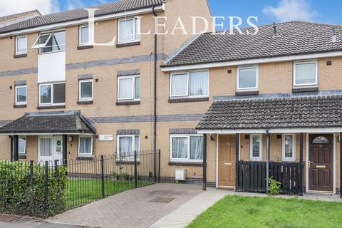 3 bedroom terraced house to rent, Baldock Way