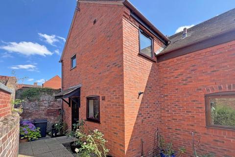 2 bedroom semi-detached house for sale, Jubilee Court, Bridgnorth WV16