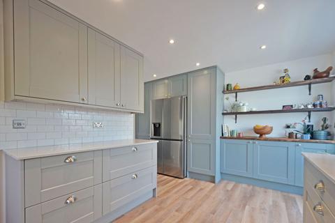 6 Beechwood Parc, Truro, TR1 1FA