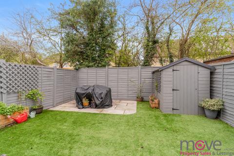 19 Cutsdean Close, Bishops Cleeve, Cheltenham, GL52 8UT