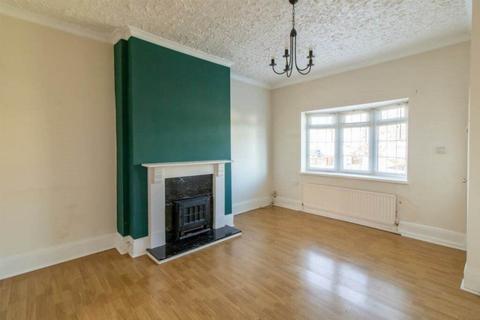 3 bedroom terraced house to rent, Geoffrey Street, South Shields NE34