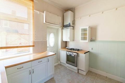3 bedroom terraced house to rent, Geoffrey Street, South Shields NE34