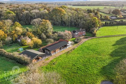 4 bedroom detached house for sale, Littlebeck Lane, Brooke, Norwich