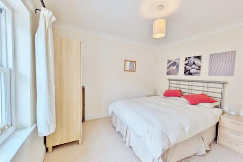 13 Castle Heights, Lynton, EX35 6JD