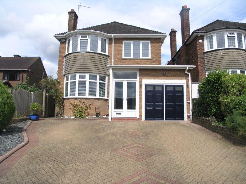 Raddens Road, Halesowen B62 3 bed detached house for sale £475,000