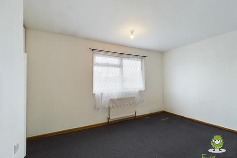 588 Abbey Road, Basingstoke, RG24 9ER