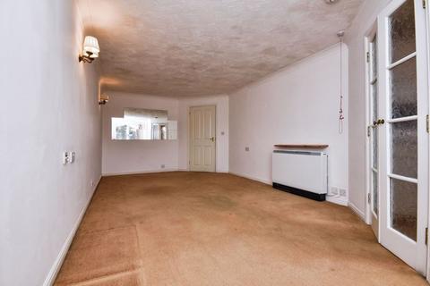 1 bedroom retirement property for sale, Hampsfell Road, Grange-over-Sands LA11