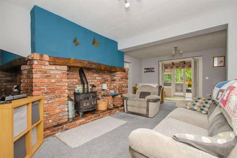 4 bedroom cottage for sale, Rawnsley Road, Cannock WS12