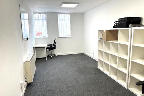 Office to rent, Moss Lane, Altrincham WA15