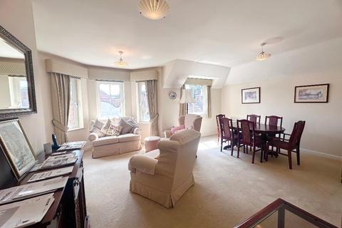 2 bedroom retirement property for sale, High Street, Orpington, Kent, BR6 0LA