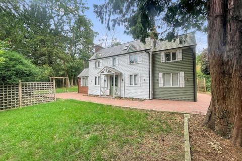 4 bedroom detached house for sale, Church Road, Woldingham, Surrey, CR3 7LQ