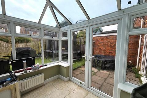 4 bedroom semi-detached house for sale, Nicolson Road, Orpington, Kent, BR5 4EH