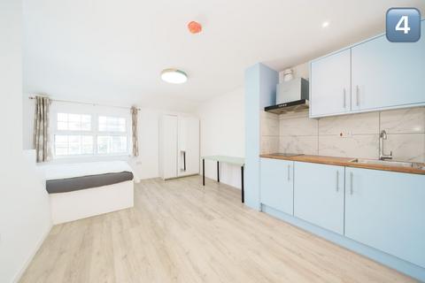 5 bedroom semi-detached house to rent, St. Lawrence Cottages, St. Lawrence Street, London