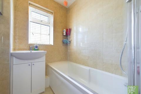 33 Avondale, Maidenhead, SL6 6SE