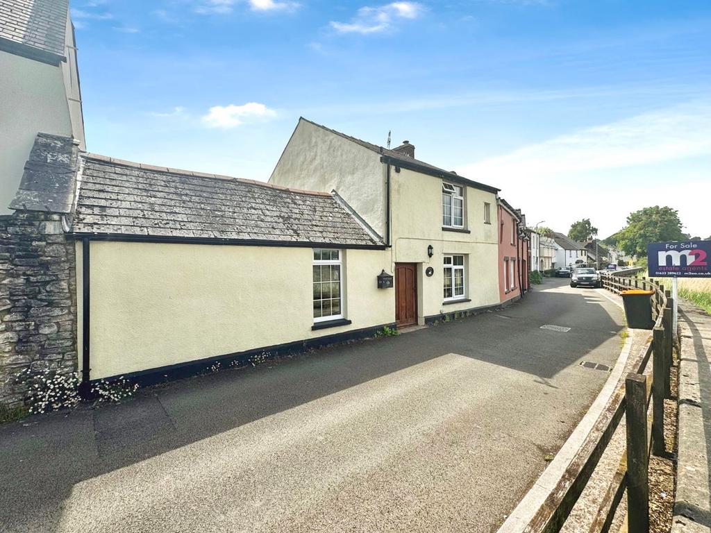 2 bedroom cottage for sale