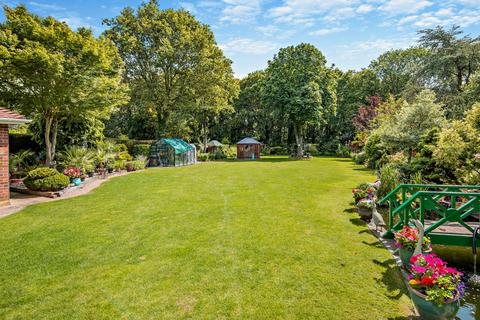 4 bedroom bungalow for sale, Moor Hall Lane, Danbury, Chelmsford