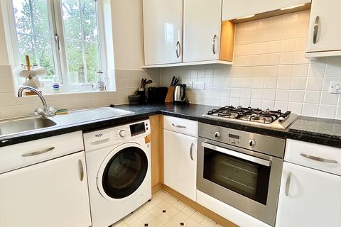 2 bedroom ground floor flat for sale, 31 Kyle Close, Renishaw, Sheffield, S21 3WW