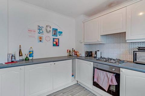 6a Portelet Road, London, E1 4ER