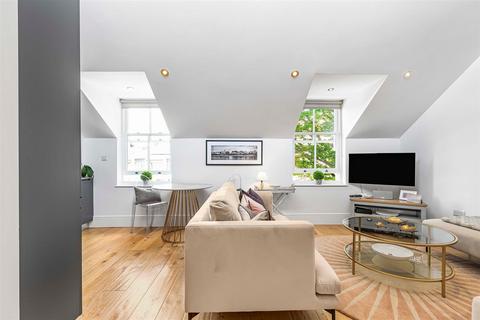 1 bedroom flat to rent, Charles Street, Barnes, London, SW13