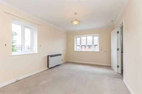 1 bedroom retirement property for sale, Carnegie Road, Worthing