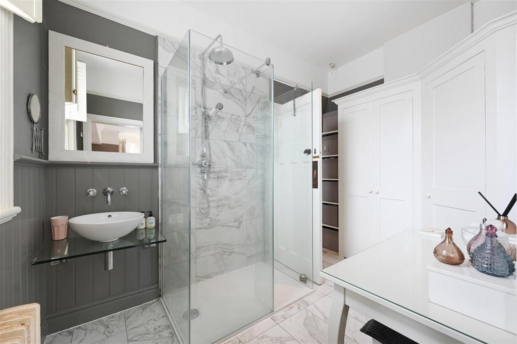 WH - 54 The Ridgway - Ensuite3 (1).jpg