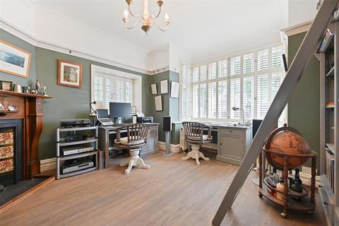 54 The Ridgway, Sutton, SM2 5JU