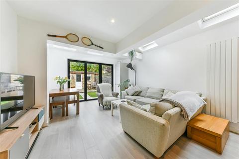 4 bedroom terraced house for sale, Cowper Road, Wimbledon SW19