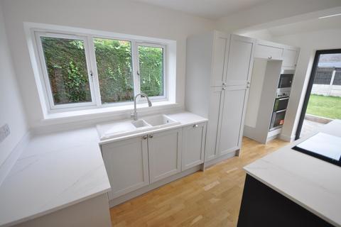 104a Highfield Crescent, Thorne, Doncaster, DN8 4DW