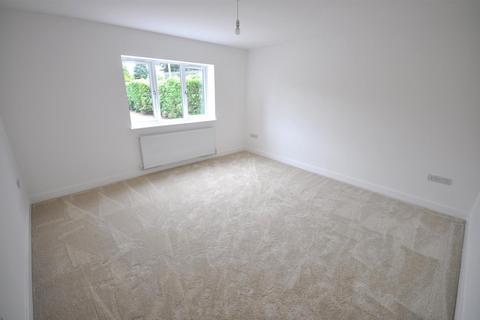 104a Highfield Crescent, Thorne, Doncaster, DN8 4DW
