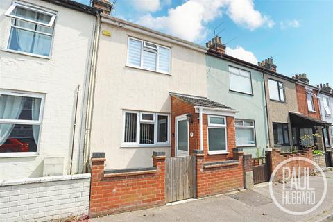 3 bedroom terraced house for sale, May Road, Lowestoft, NR32